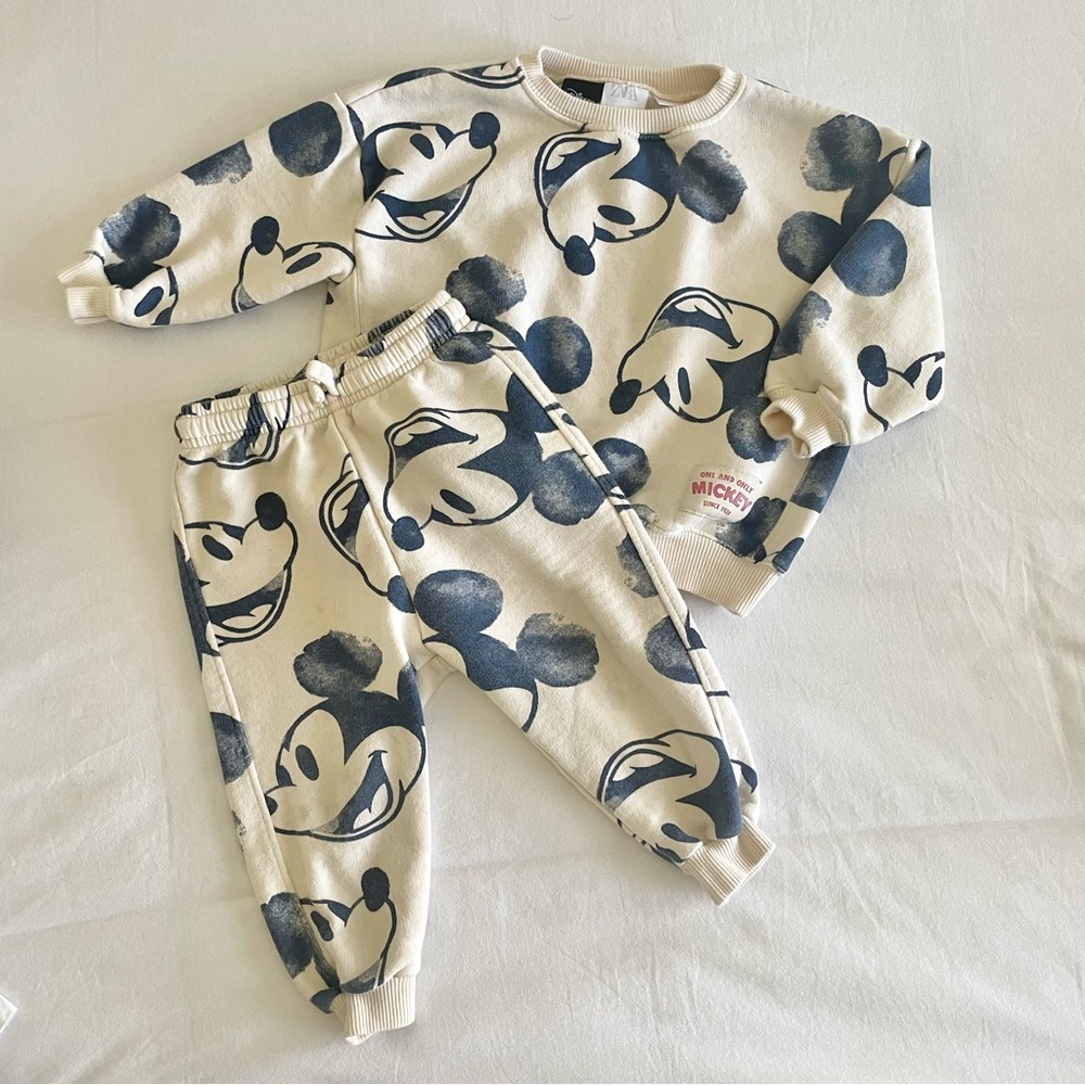 Zara Mickey sweatshirt pant set 2-3T